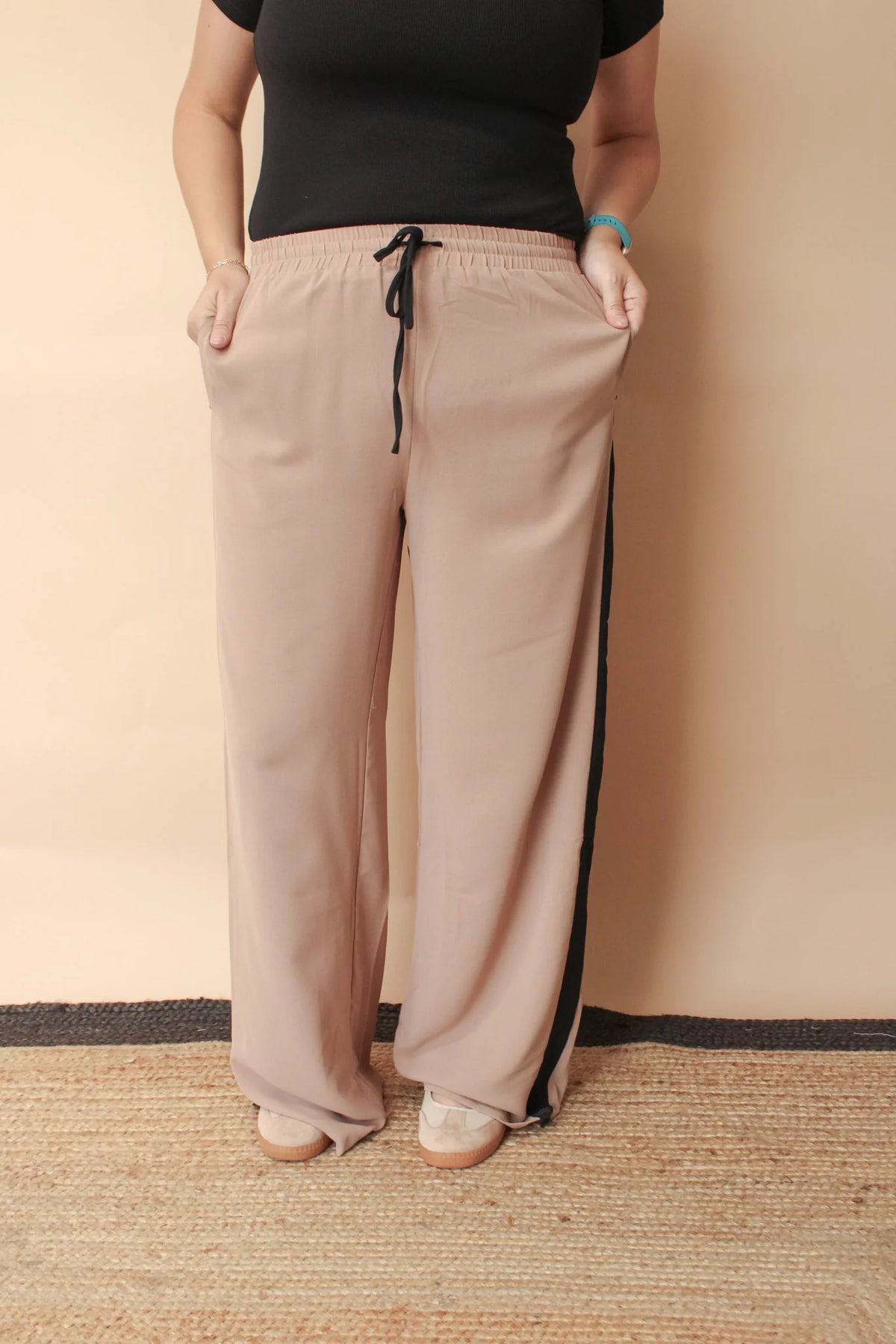 SAVANNA STRIPED WIDE LEG PANTS